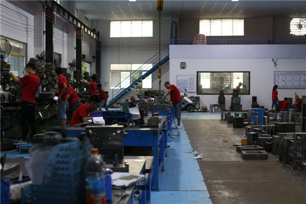 旭錦塑膠模具，注塑模具